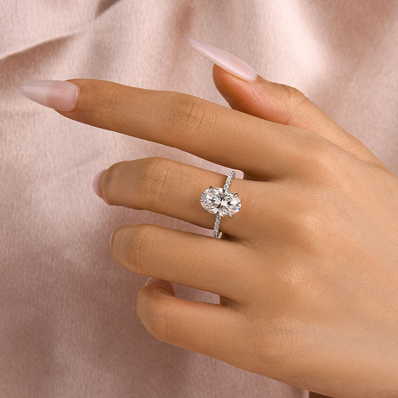 Aurevyn Moissanite 2.0 Ct~5.5 Ct Pavé Oval Cut Engagement Rings For Women