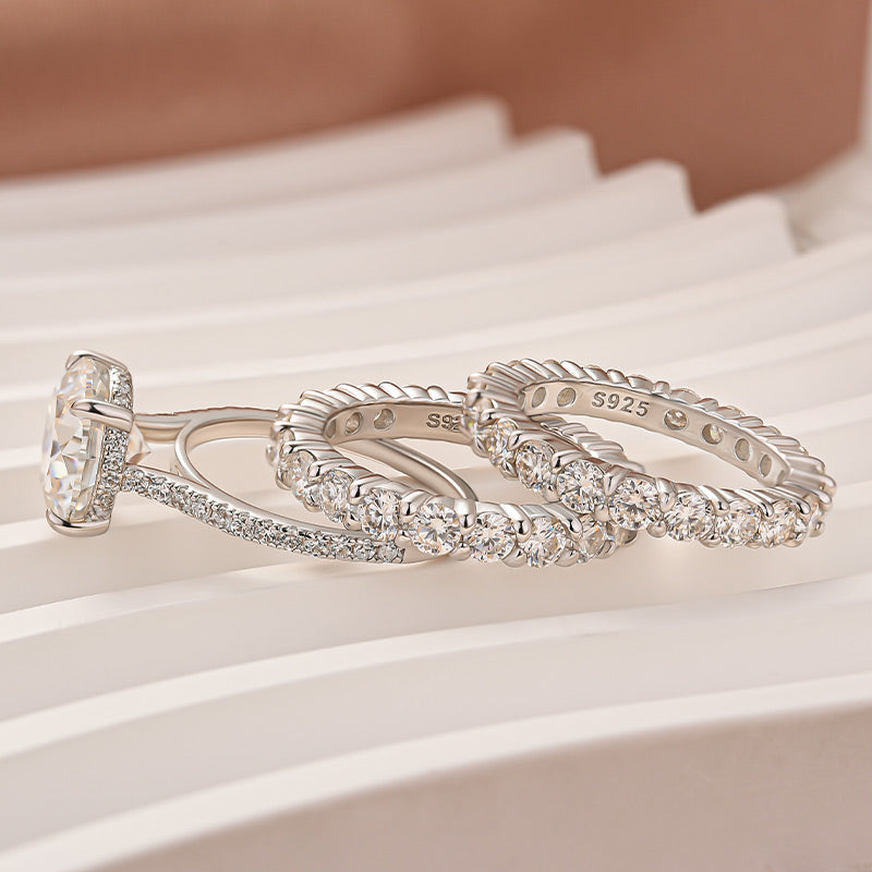 Aurevyn Moissanite 4.0Ct Round Cut White Gold Bridal Ring Set