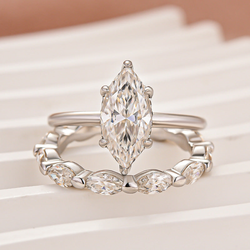 Aurevyn Moissanite 2.0Ct Solitaire Marquise Cut/4.0 Ct Oval Cut Engagement Ring with Marquise Cut Wedding Band