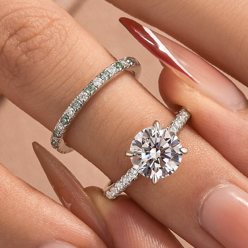 Aurevyn 2.0Ct Round Cut Engagement Ring With Green & White Round Cut Wedding Band