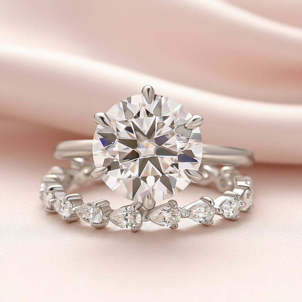 Aurevyn 2PC Moissanite 4.0Ct Round Cut Engagement Ring With Pear Cut Wedding Band Wedding Ring Set