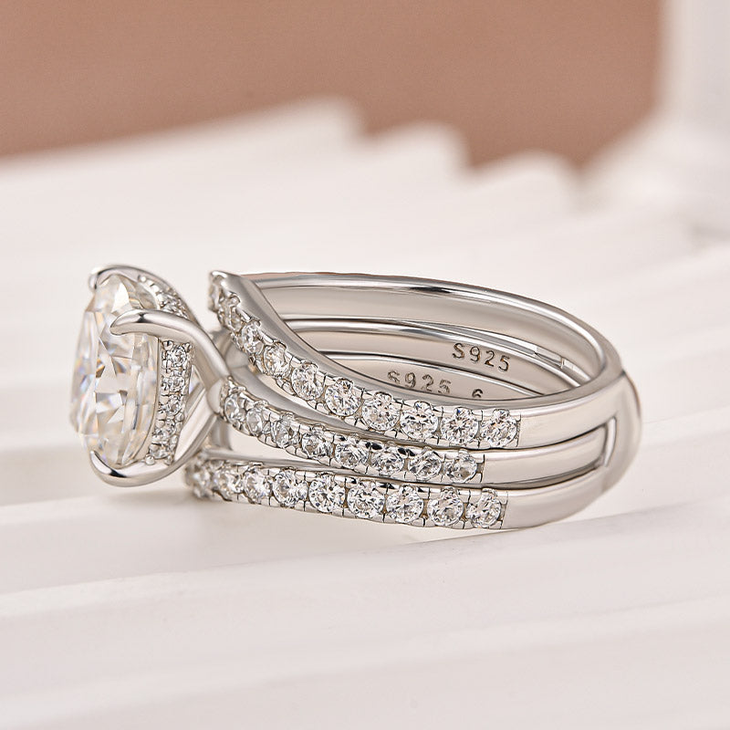 Aurevyn Moissanite 3.0Ct Cushion Cut/2.0Ct Princess Cut White Gold Wedding Ring with Enhancer Ring