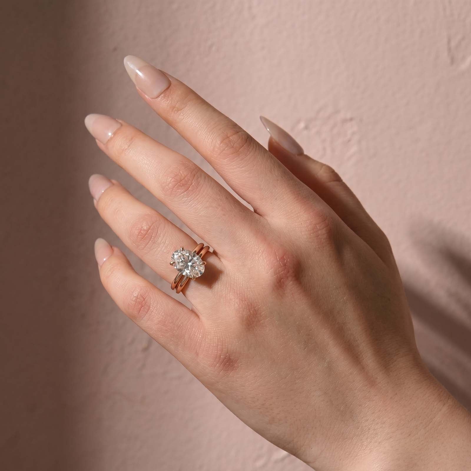 Aurevyn 4.0Ct Solitaire Oval Cut Rose Gold Engagement Ring with Plain Wedding Band