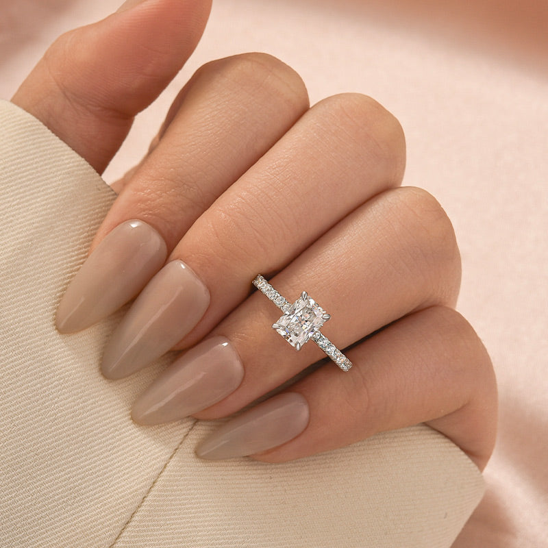 Aurevyn 1.0 Ct~3.5 Ct Radiant Cut White Gold Engagement Ring For Women