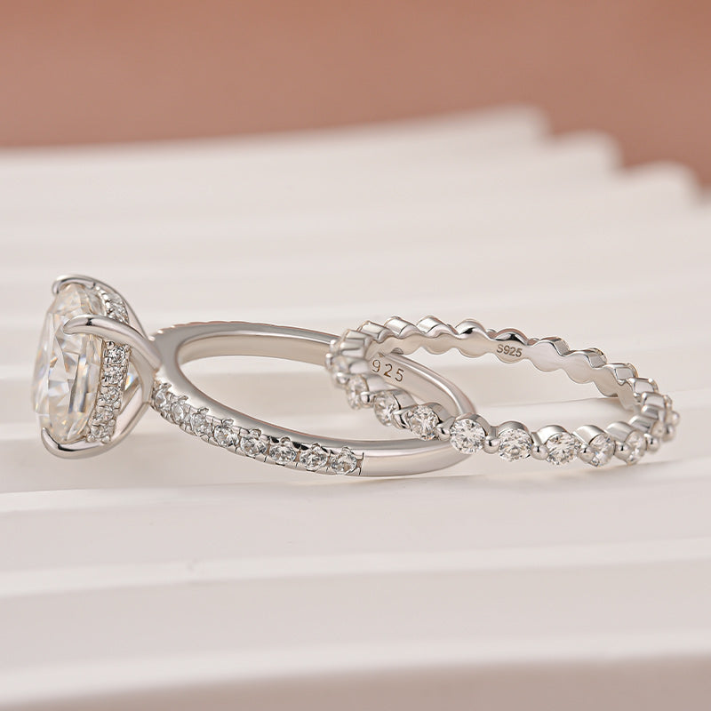 Aurevyn Moissanite 3.0 Ct Cushion Cut White Gold Bridal Ring Set