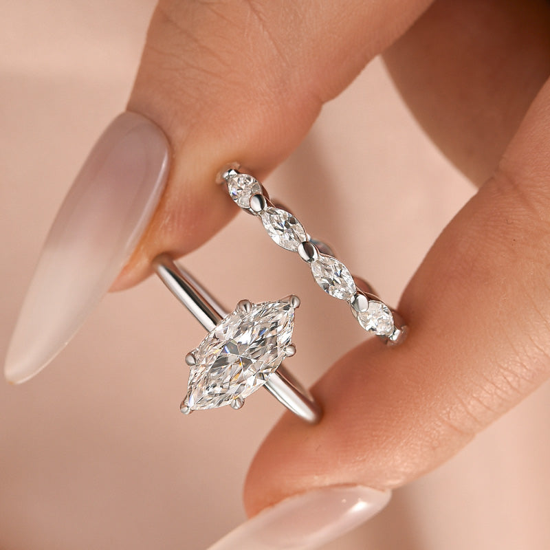 Aurevyn Moissanite 2.0Ct Solitaire Marquise Cut/4.0 Ct Oval Cut Engagement Ring with Marquise Cut Wedding Band