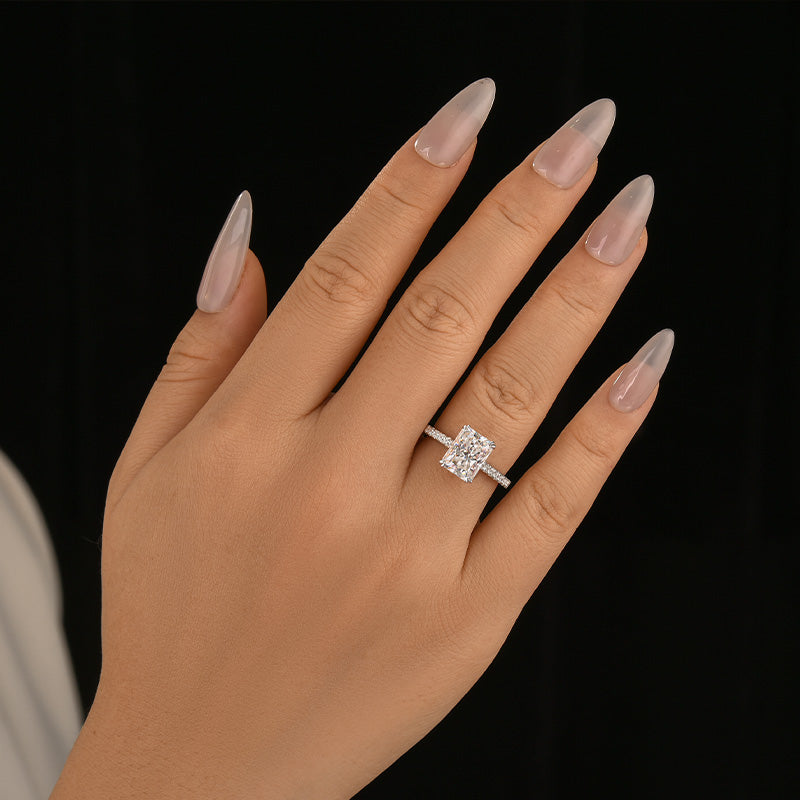 Aurevyn 3.0Ct~4.5 Ct Radiant Cut White Gold Engagement Ring For Women