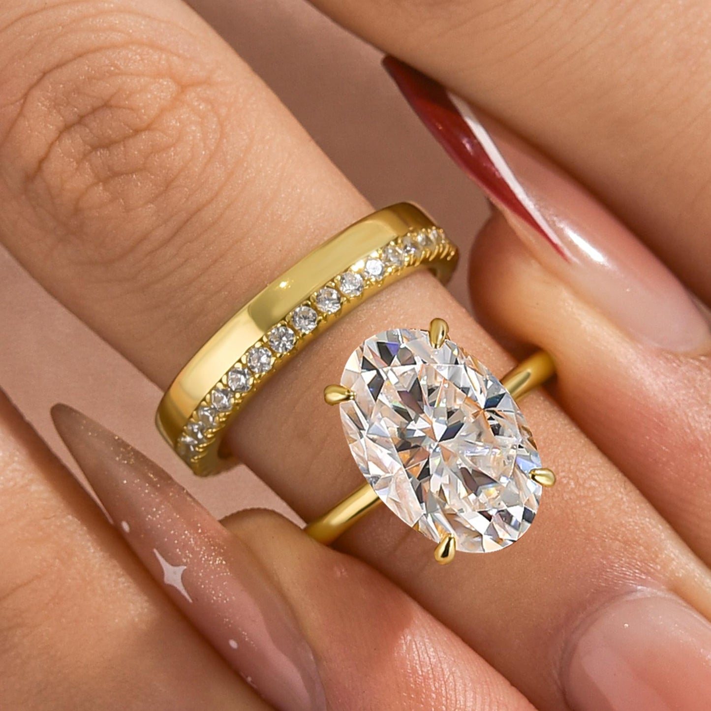 Aurevyn Moissanite 2PC 5.5Ct/4.0Ct Oval Cut Hidden Halo Engagement Ring With Round Cut Wedding Band Wedding Ring Set