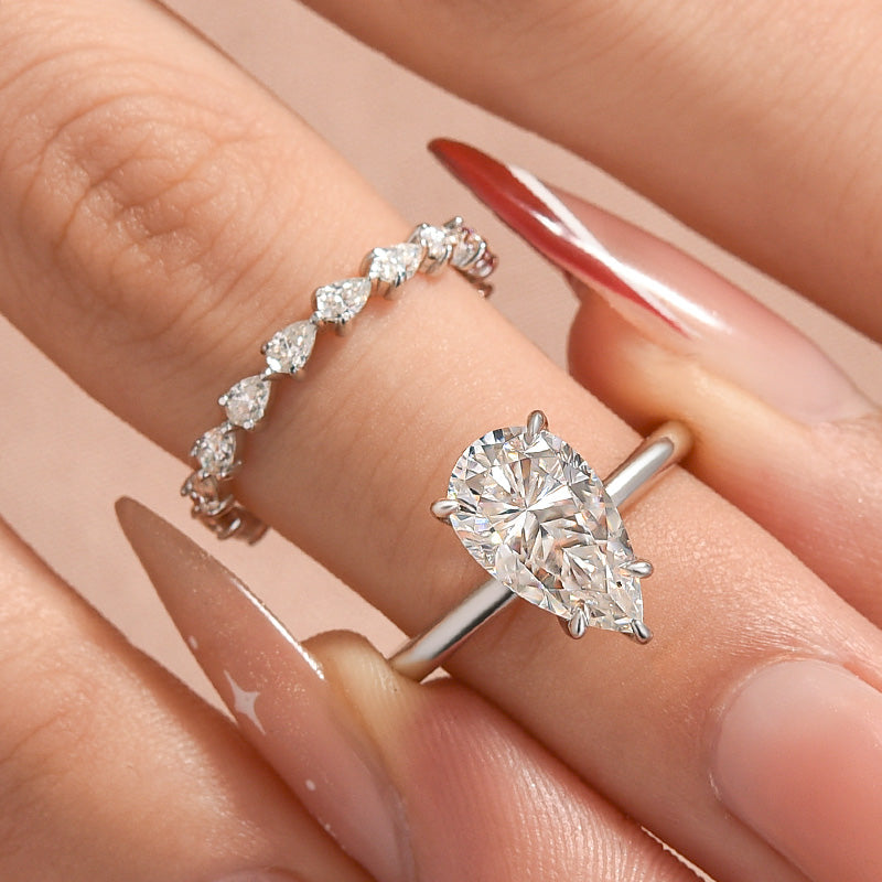 Aurevyn 2PC Moissanite 4.0Ct Pear Cut Engagement Ring With Pear Cut Wedding Band Wedding Ring Set