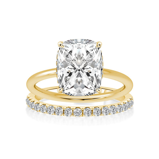 Aurevyn Moissanite 4.0 Ct Solitaire Cushion Cut Yellow Gold Wedding Ring Set