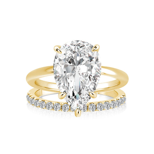 Aurevyn Moissanite Solitaire 4.0Ct Pear Cut Yellow Gold Women's Wedding Ring Set