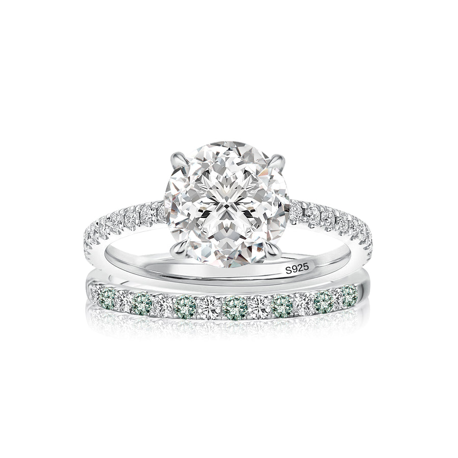 Aurevyn 2.0Ct Round Cut Engagement Ring With Green & White Round Cut Wedding Band