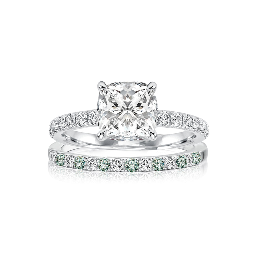 Aurevyn 2.0Ct Cushion Cut Engagement Ring With Green & White Round Cut Wedding Band