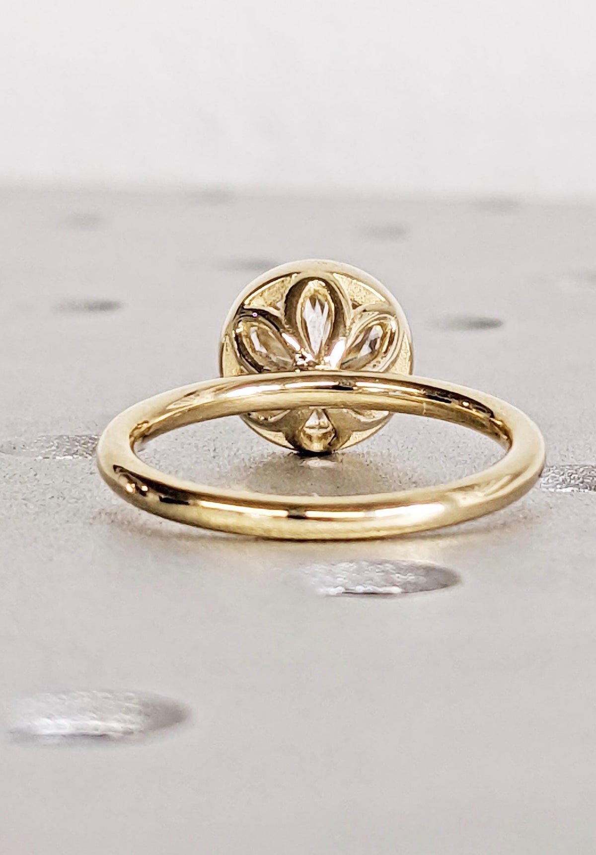 3.5ct Round Lab Grown Diamond Bezel Solitaire Engagement Ring with Petal Gallery, IGI Certified, 18K, 14K Solid Gold , Anniversary Gift For her
