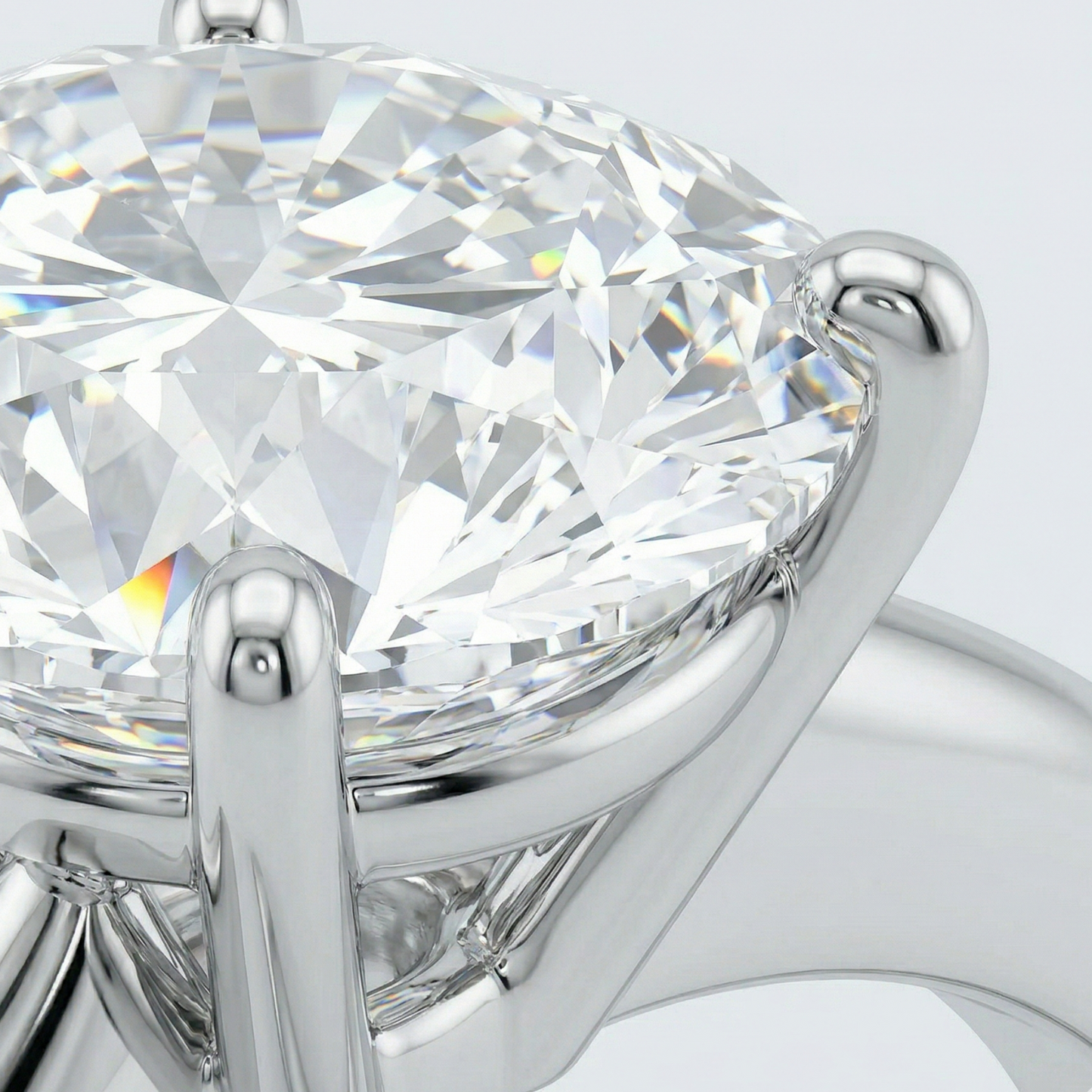 Aurevyn Étoile Solitaire Ring