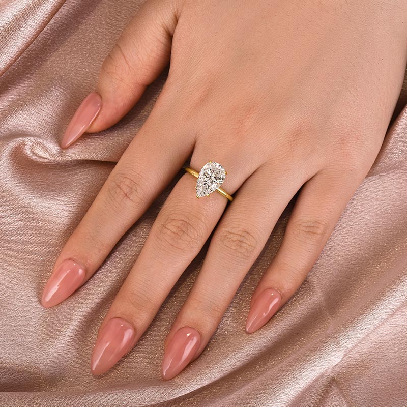 Aurevyn 4.0 Ct Pear Cut Yellow Gold Engagement Ring For Women