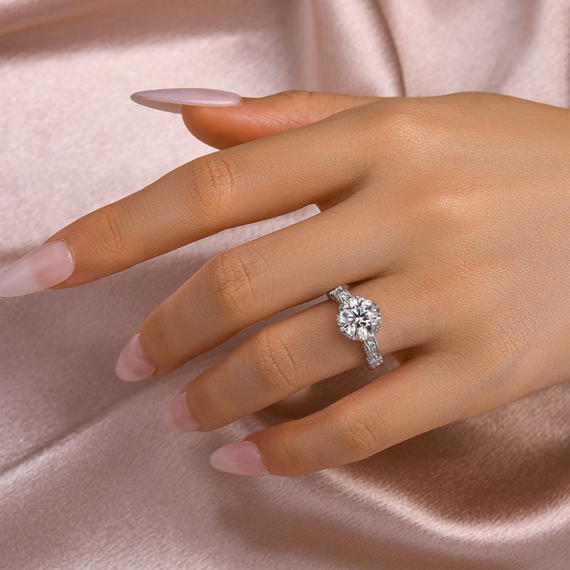Aurevyn 2.0Ct  Round Cut Twist White Gold Promise Bridal Ring