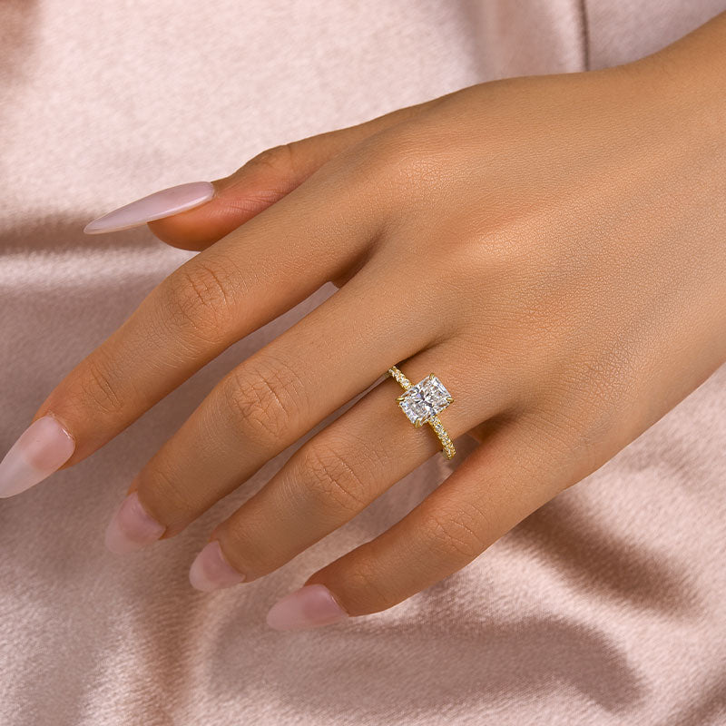 Aurevyn 2.0 Ct~3.5 Ct Radiant Cut Yellow Gold Engagement Ring For Women