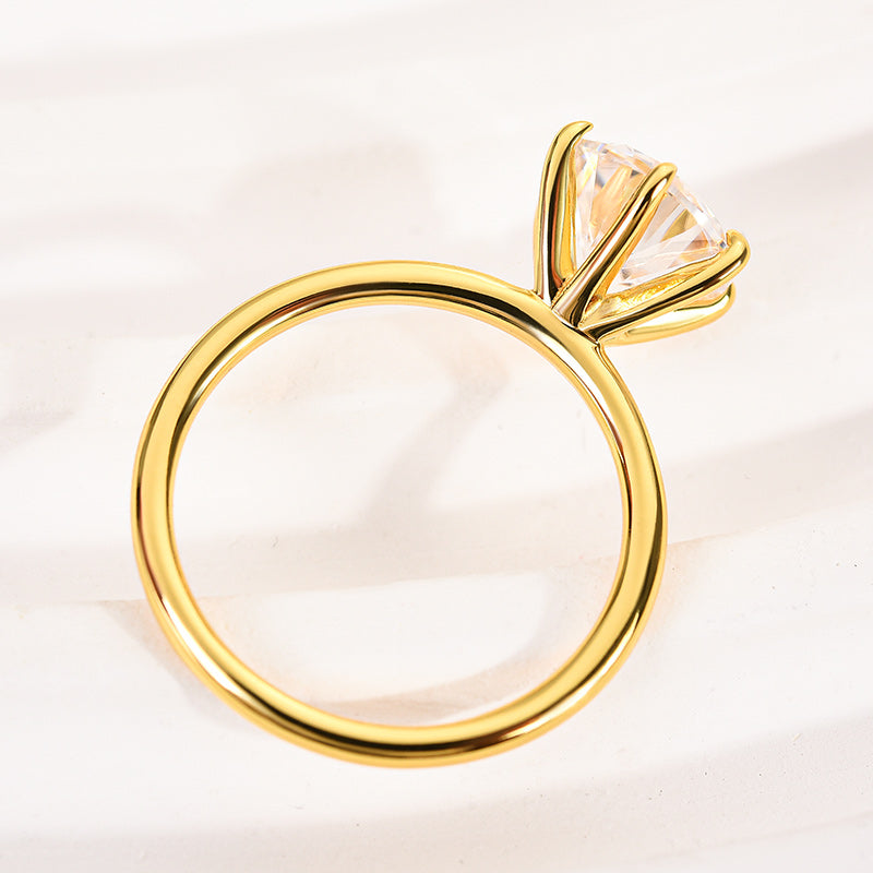 Aurevyn 2.0 Ct Round Cut 6 Prong Yellow Gold Engagement Ring