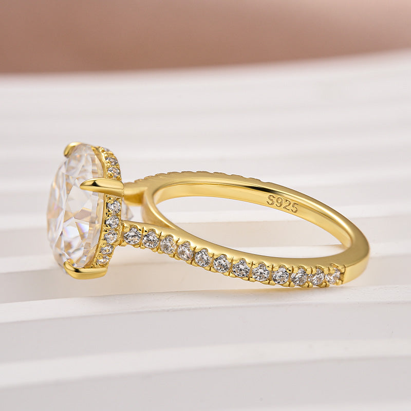Aurevyn 4.0 Ct Round Yellow Gold Engagement Ring