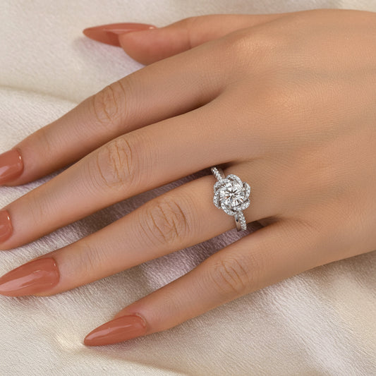 Aurevyn 1.0Ct Round Cut Twist Flower Design Engagement Ring