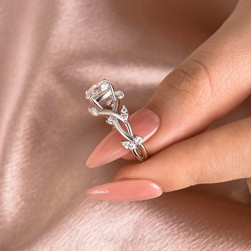 Aurevyn 2.0 Ct Vintage Vine Design Engagement Ring