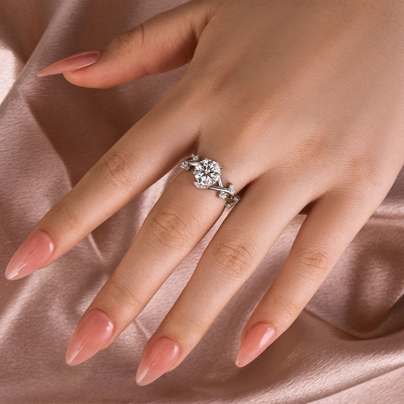 Aurevyn 2.0 Ct Vintage Vine Design Engagement Ring
