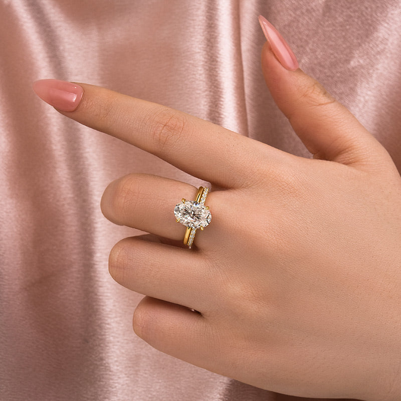 Aurevyn 4.0 Ct Hidden Halo Solitaire Oval Cut Yellow Gold Wedding Ring