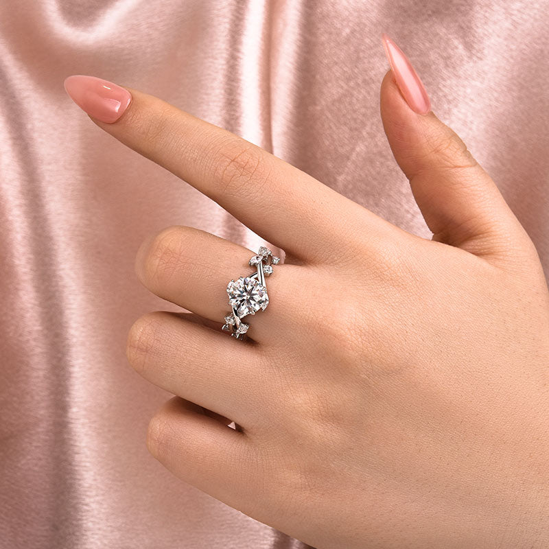 Aurevyn 2.0 Ct Vintage Vine Design Engagement Ring