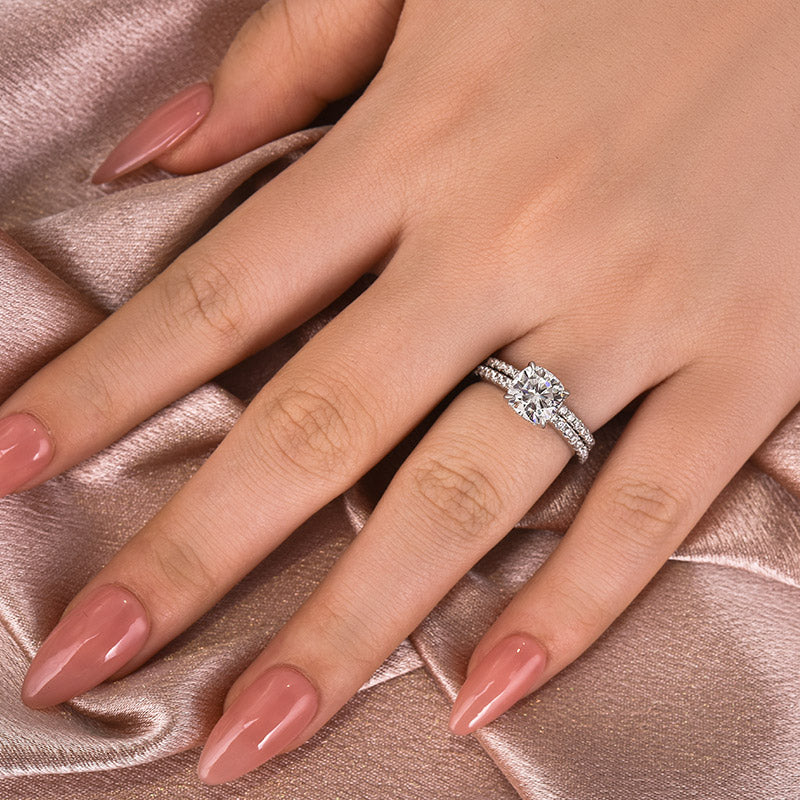 Aurevyn 2.0Ct Square Cushion Cut White Gold Wedding Ring For Women