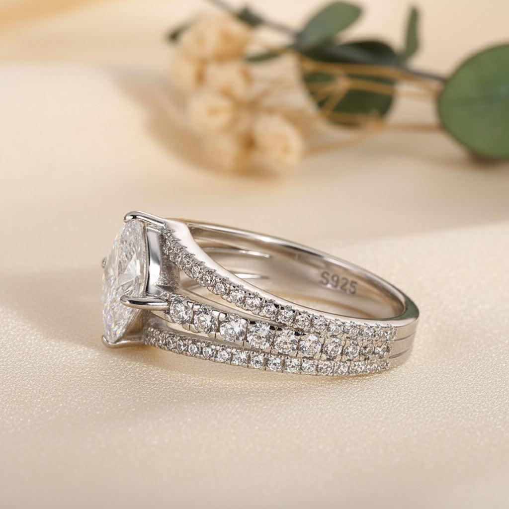 Aurevyn 2.0 Ct Princess Cut Travel Ring