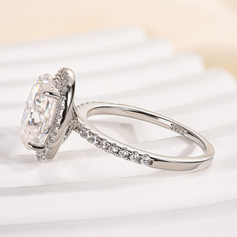 Aurevyn 4.5 Ct Oval White Gold Promise Ring