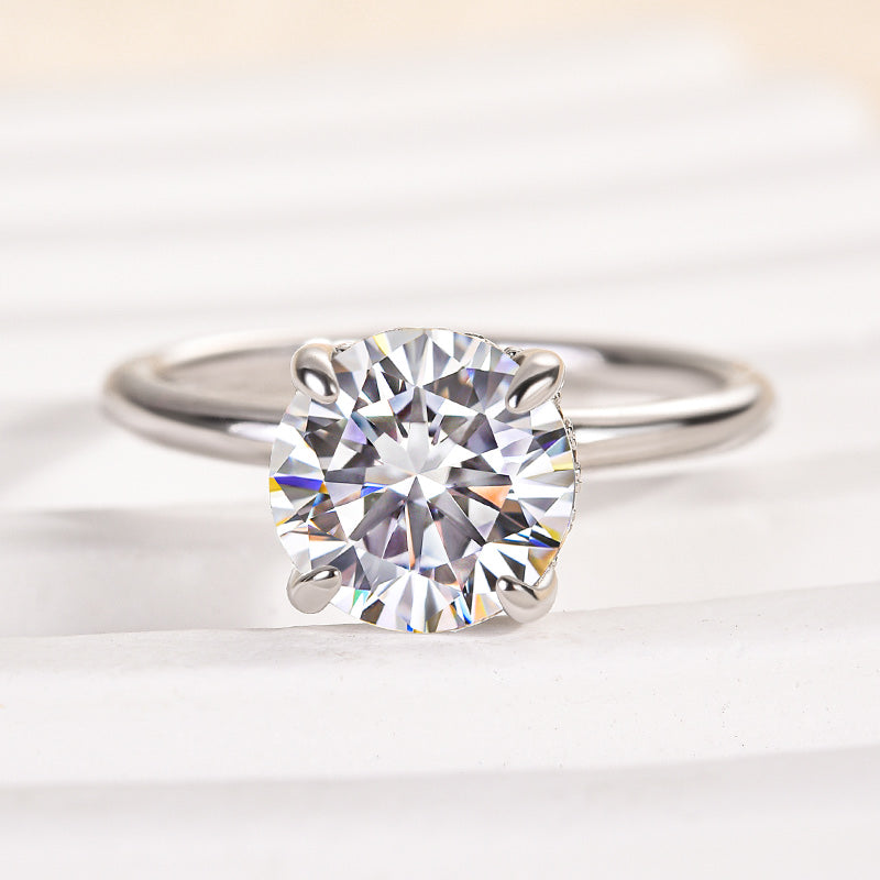 Aurevyn 2.0~4.0 Ct Round Cut White Gold Promise Ring