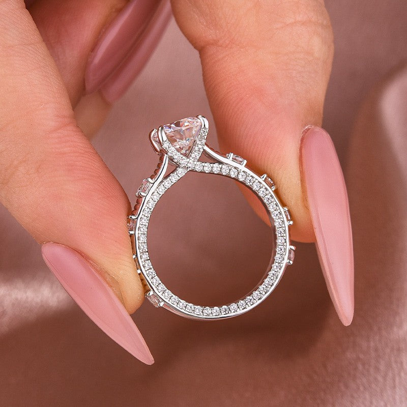 Aurevyn Moissanite 1.2 Ct Round Cut White Gold Engagement Ring