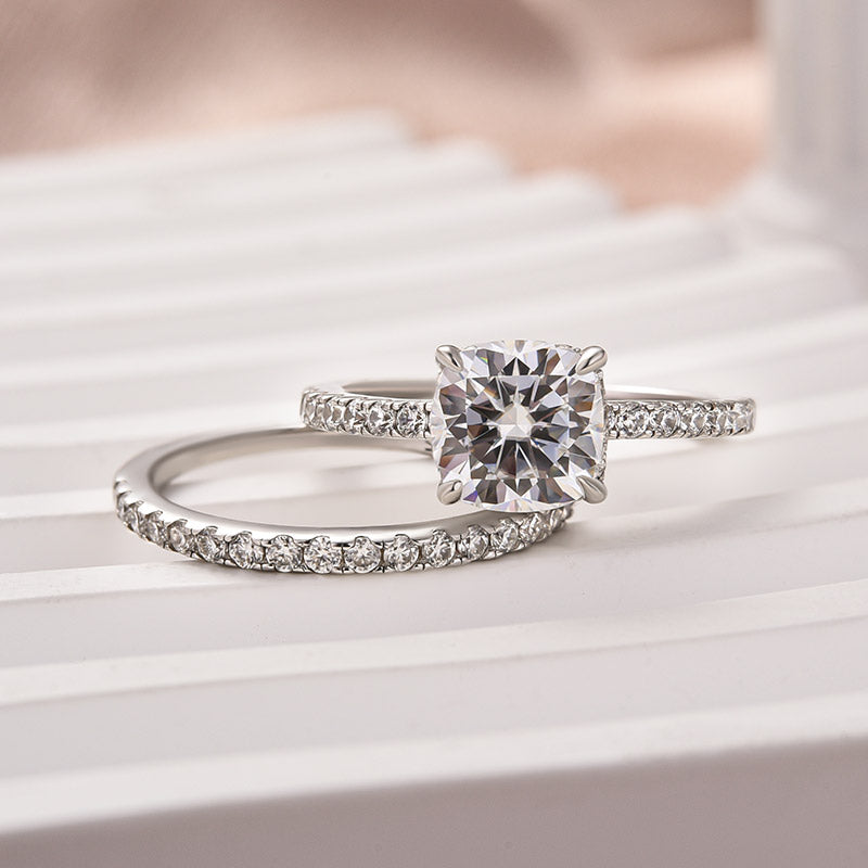 Aurevyn 2.0Ct Square Cushion Cut White Gold Wedding Ring For Women