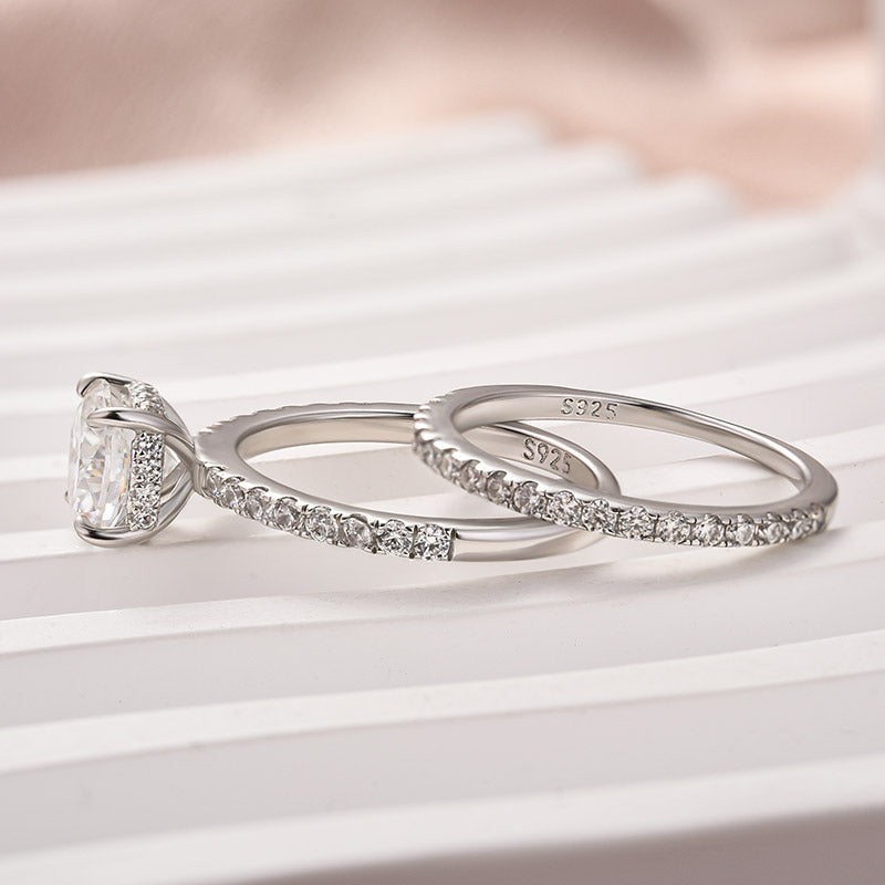 Aurevyn 2.0Ct Square Cushion Cut White Gold Wedding Ring For Women