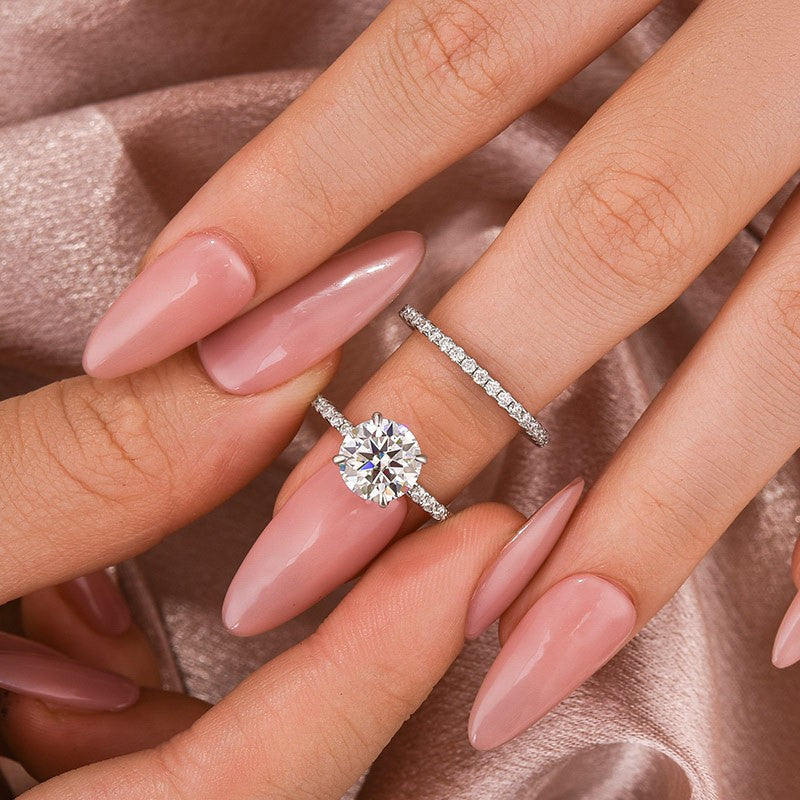 Aurevyn Moissanite 2.0Ct Round Cut White Gold Bridal Wedding Ring Set