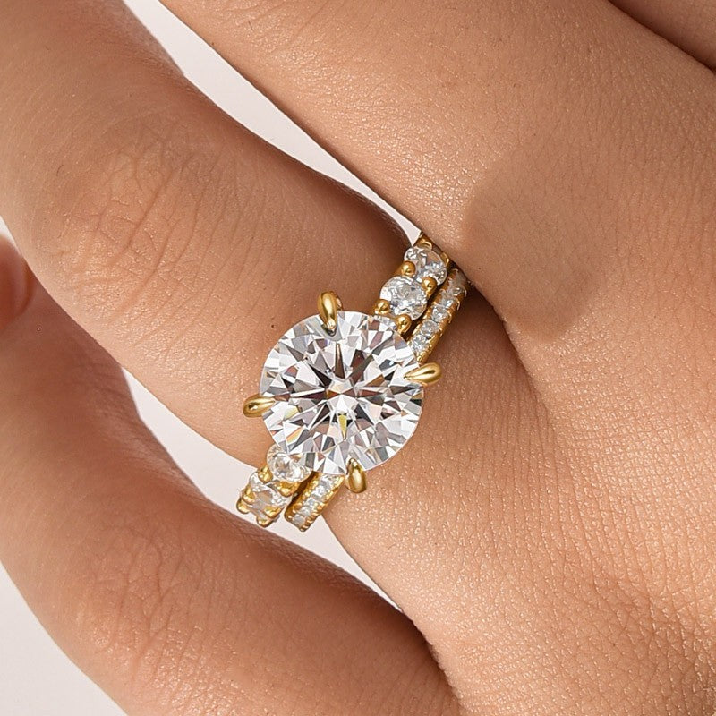 Aurevyn 4.0 Ct Round Cut Yellow Gold Moissanite Diamond Wedding Ring