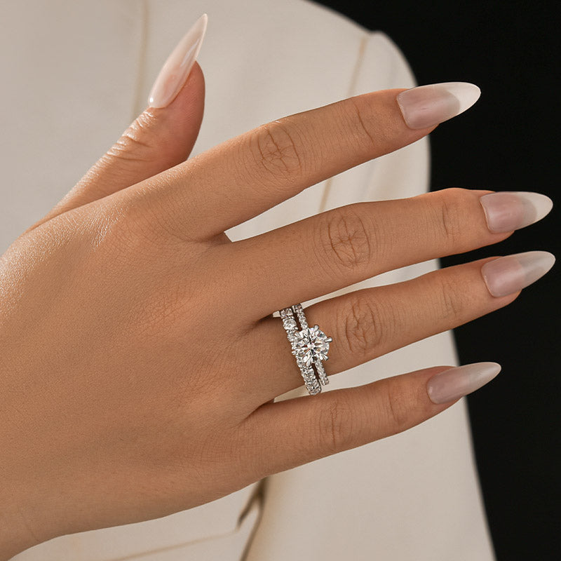 Aurevyn Moissanite 2.0Ct~4.0Ct Round Cut White Gold Wedding Ring Set