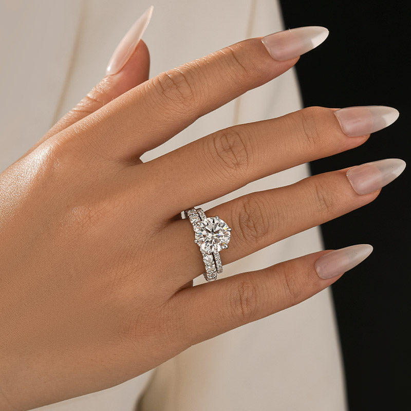 Aurevyn Moissanite 2.0Ct~4.0Ct Round Cut White Gold Wedding Ring Set