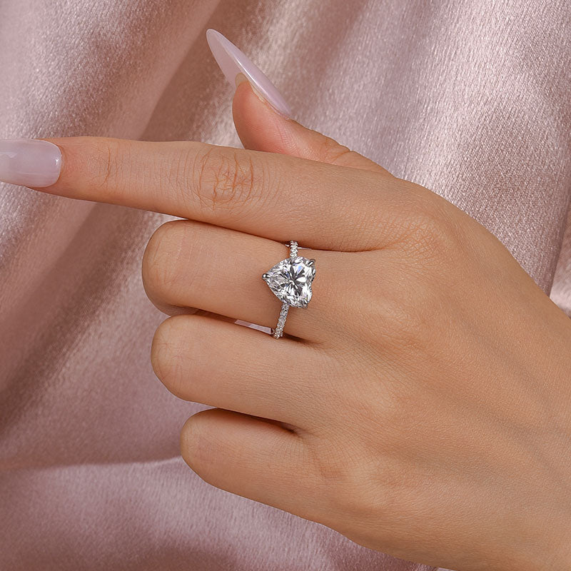 Aurevyn 4.0 Ct Heart Cut White Gold Promise Ring