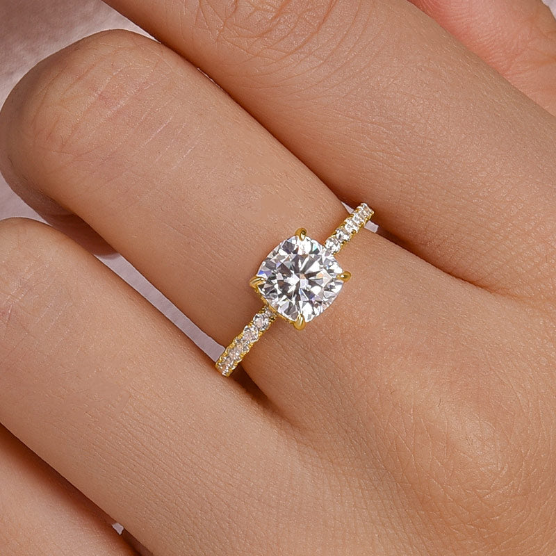Aurevyn 2.0 Ct～2.5 CtSquare Cushion Yellow Gold Promise Ring