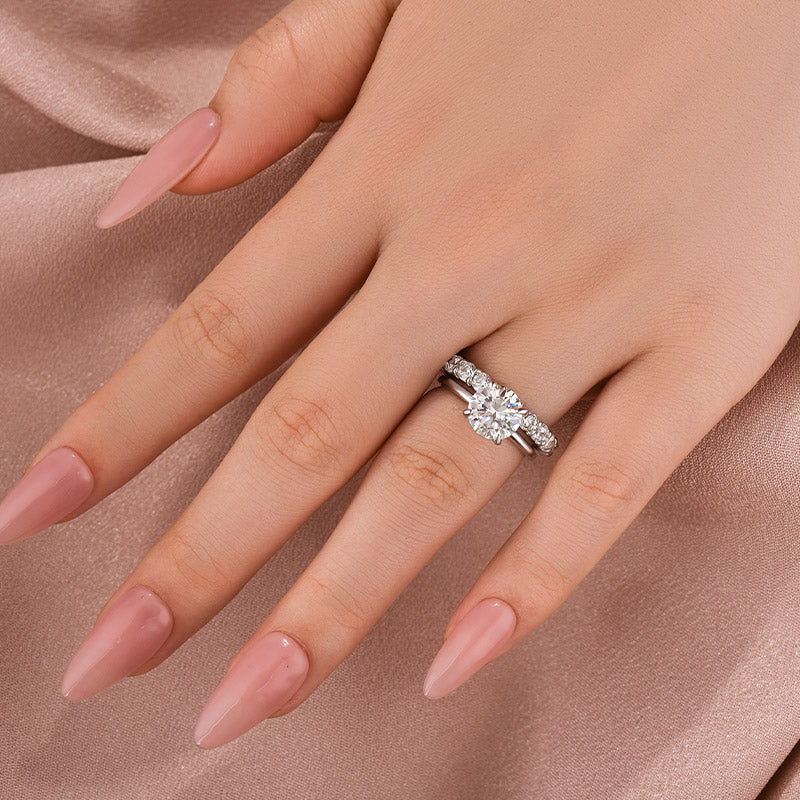 Aurevyn Moissanite S925 2.0Ct/4.0Ct Round Cut White Gold/Yellow Gold Wedding Ring Set