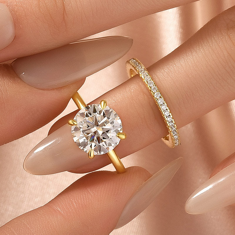 Aurevyn Moissanite 4.0Ct Solitaire Round Cut Yellow Gold Engagement Ring with Eternity Thin Wedding Band