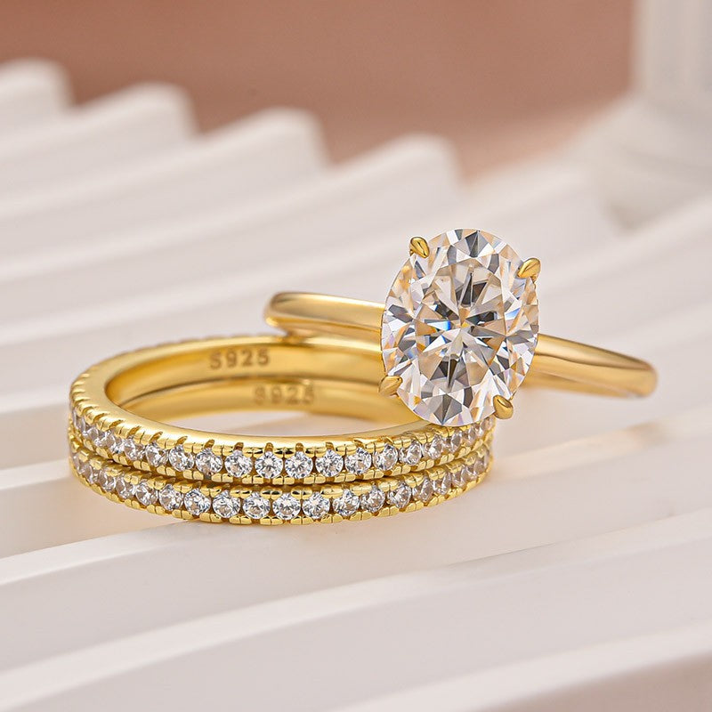 Aurevyn Moissanite Solitaire 2.0 Ct Oval Cut Yellow Gold Wedding Ring Set