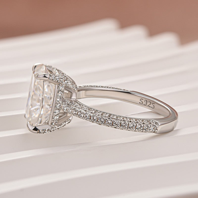 Aurevyn Moissanite 4.0Ct Cushion Cut White Gold Engagement Ring