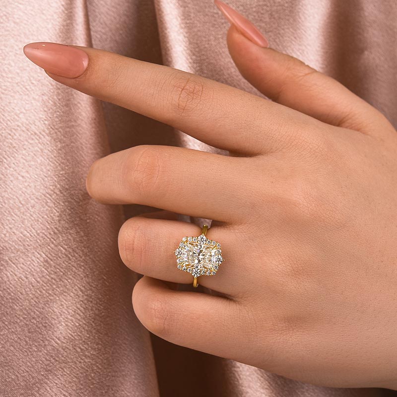 Aurevyn 3.0Ct Yellow Gold Halo Radiant Cut Engagement Ring