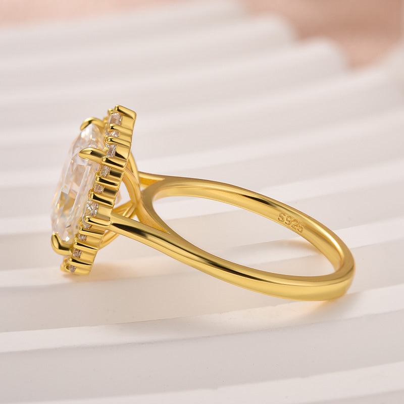 Aurevyn 3.0Ct Yellow Gold Halo Radiant Cut Engagement Ring