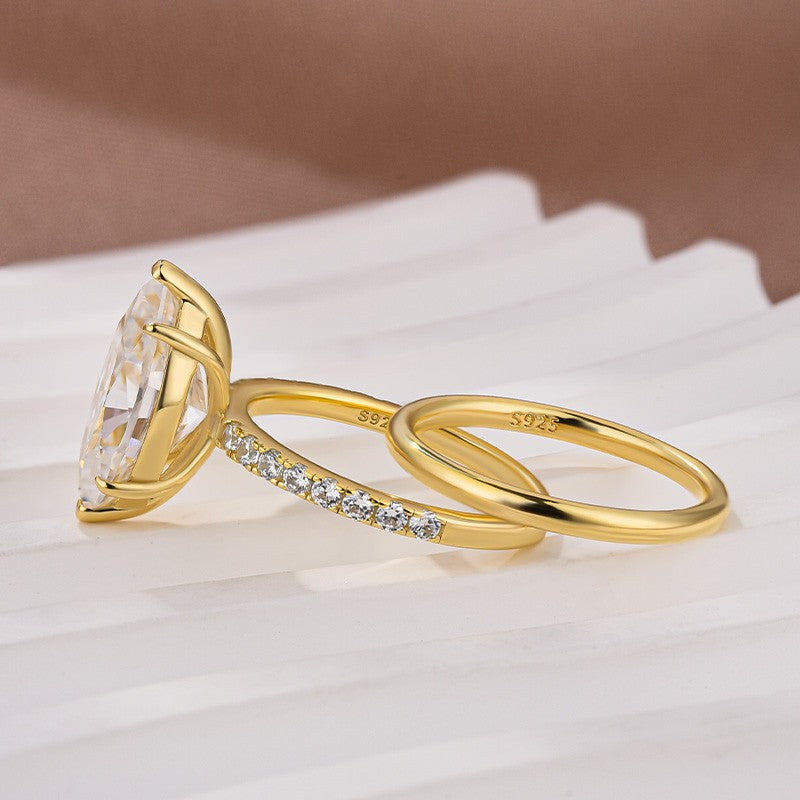 Aurevyn 4.0 Ct Marquise Cut Yellow Gold Moissanite Diamond Wedding Ring Set