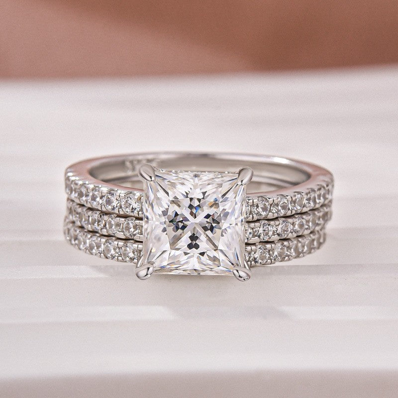 Aurevyn 2.0 Ct Princess Cut Pavé White Gold Moissanite Diamond Wedding Ring
